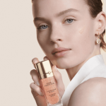 Dior Prestige La Micro-Huile de Rose Activated Serum - Image 3